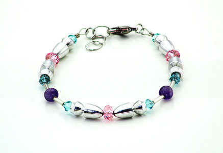 SWAROVSKI (R) crystals in combination with: BELLASIX (R) 1726-A bracelet amethyst (purple-coloured) rose 925 silver clasp