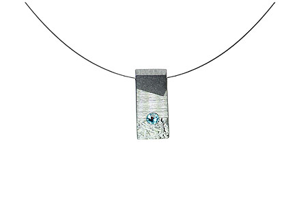 SWAROVSKI (R) Kristalle in Kombination mit: BELLASIX (R) 1793-K Halskette 925 Silber/Verschluss Hochzeitsschmuck Brautschmuck Collier Handgravur Manufaktur-handgefertigt blau