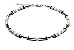 SWAROVSKI (R) crystals in combination with: BELLASIX (R) 1715-K necklace 925 silver clasp