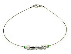 SWAROVSKI (R) crystals in combination with: BELLASIX (R) 1908-K necklace green 925 silver clasp mussel-stone-pearl wedding jewellery